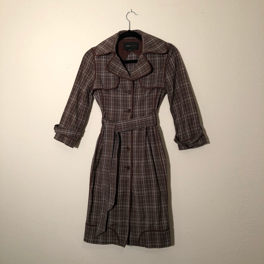 Bcbg three quarter sleeve plaid trench coat